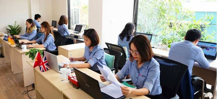 Nhân viên dịch thuật 123 Việt Nam làm việc chuyên nghiệp, uy tín